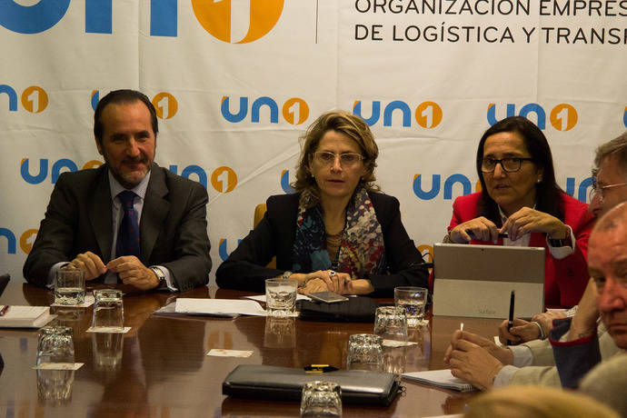 UNO pide que las aduanas no sean desventaja para el comercio en España
