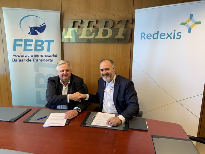 El presidente de la Febt, Rafael Roig y el director de Diversificación de Negocio de Redexis, Miguel Mayrata.