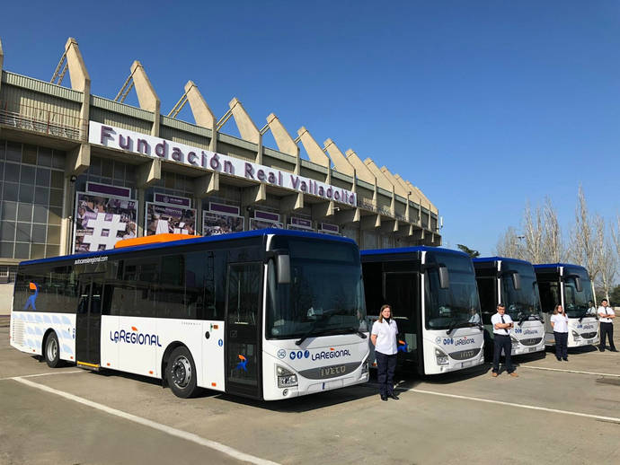 Los nuevos autobuses Iveco de La Regional.