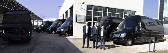 Integralia entrega seis microbuses ONE a Grand Class, en Madrid.