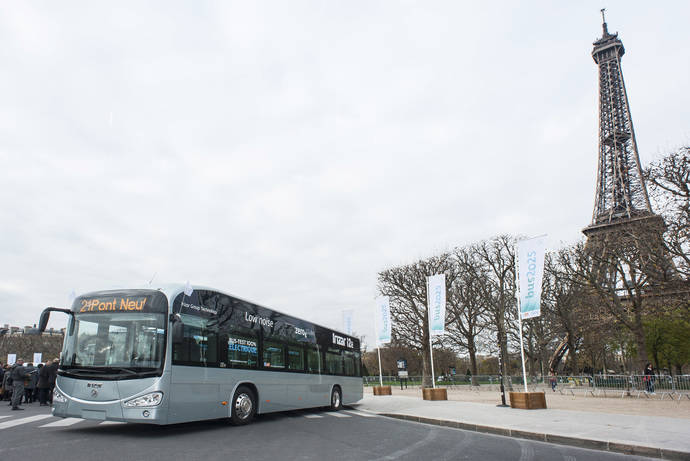 El Irizar i2e presente en Bus COP21 de Paris
