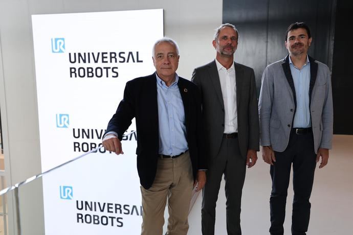 Universal Robots incorpora sus cobots en el ecosistema de DFactory Barcelona