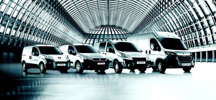 'Cuatro Días Peugeot Professional', para descubrir su gama comercial