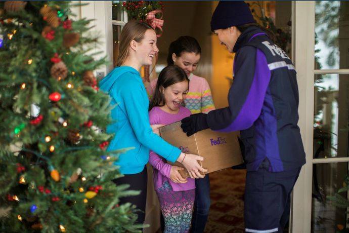 FedEx espera gestionar durante los tres lunes de la temporada navideña más del doble del volumen medio diario.