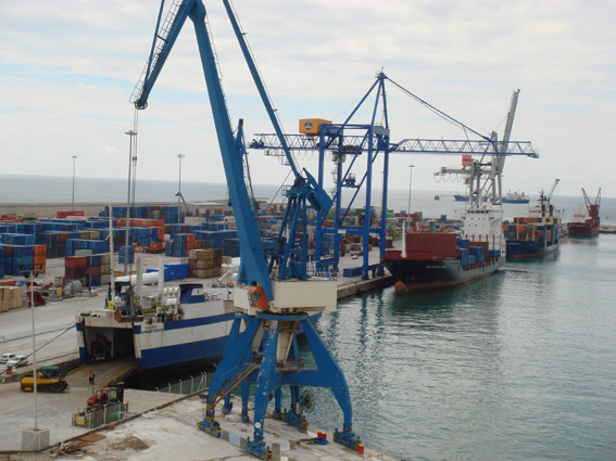 El puerto de Castellón cierra su mejor mes de enero 