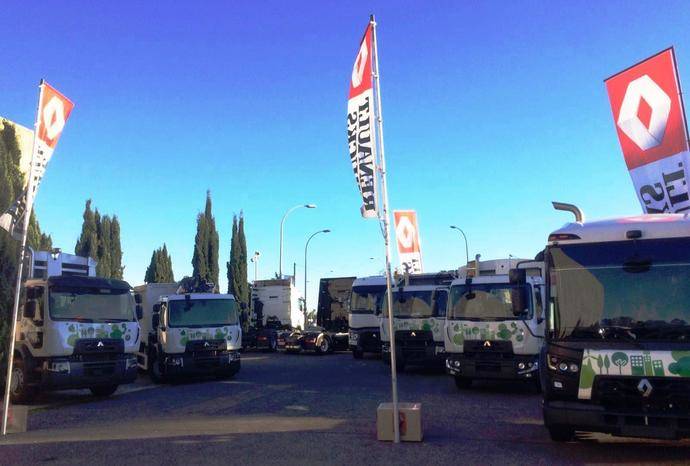 Los vehículos de Renault Trucks expuestos en Mérida.