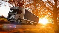 Scania trabaja en el desarrollo de camiones con paneles solares