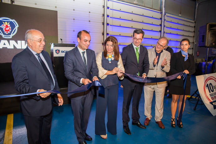 Momento de la inauguración del nuevo concesionario de Scania en las Canarias.