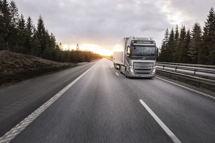 Volvo Trucks, líder en tractoras y camiones eléctricos en 2023