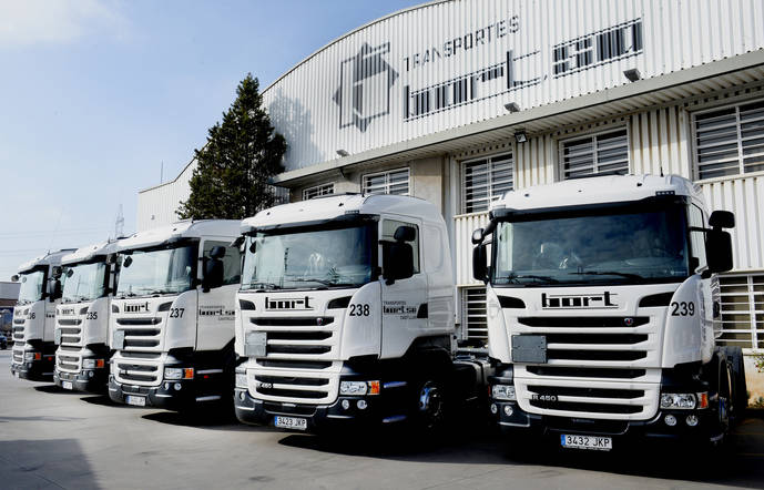 Transportes Bort opta por la versatilidad del Scania R 450