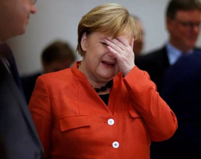 IRU pide a Angela Merkel que demuestre liderazgo en el caos fronterizo europeo