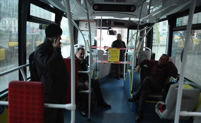Autobús público durante la cuarentena del Covid-19.