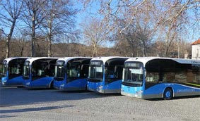 Es el momento de elaborar 'una adecuada política de transporte en autobús'