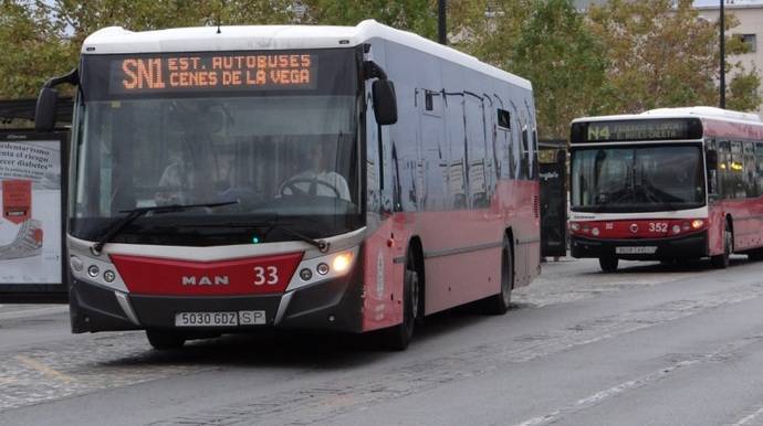 Autobuses de la ciudad de Granada.