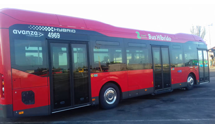 Uno de los nuevos autobuses de Avanza Zaragoza.