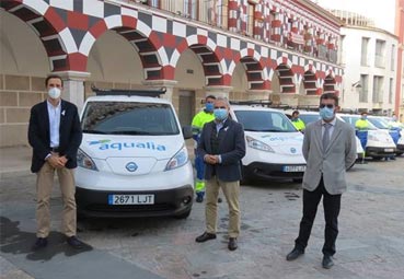 Aguas de Badajoz renueva su flota de vehículos con furgonetas eléctricas