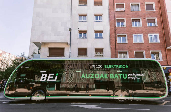 Uno de los autobuses que formarán parte del BEI de Vitoria.