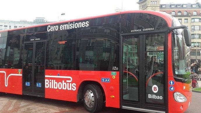 Un autobús eléctrico de Bilbao.