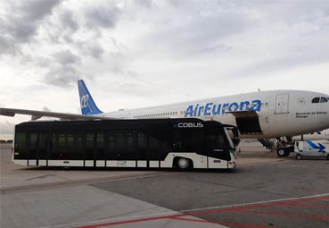Groundforce opera un bús eléctrico en el aeropuerto de Barcelona