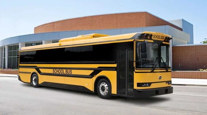 BYD presenta autobuses escolares eléctricos en tres versiones