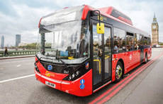 Un modelo de autobús sostenible en Londres.