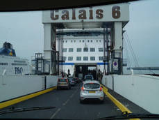 Conexión UE-Reino Unido por Calais, con vehículos.