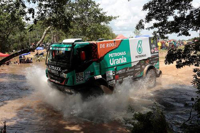 Uno de los camiones Iveco que participan en el Rally Dakar 2017.