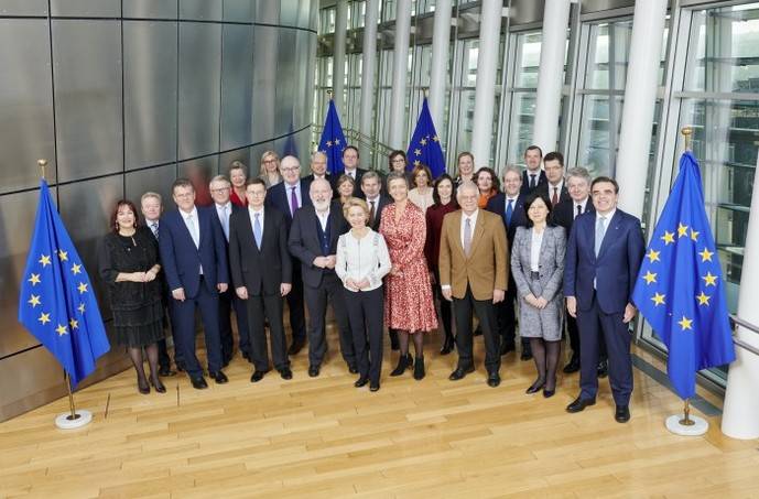 Miembros de la Comisión Europea.