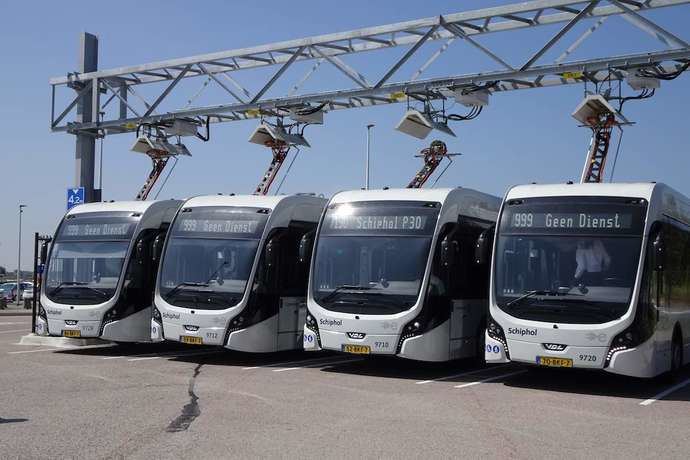 La adopción de autobuses eléctricos en la flota urbana crece