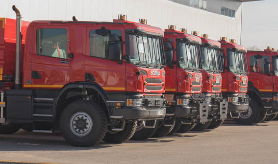 La UME incorpora 10 vehículos de Scania
