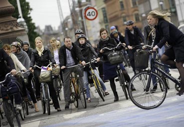 FedEx colabora en un plan de seguridad vial para ciclistas