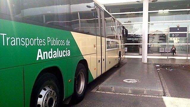 Autobús del Consorcio de Transporte Metropolitano del Área de Almería.