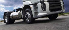 El camión The Iron Knight de Volvo Trucks ha batido dos récords mundiales de velocidad equipado con neumáticos Goodyear.