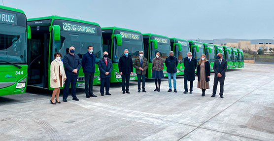 Grupo Ruiz inaugura la nueva base de auto periferia, y presenta 11 nuevos buses
 