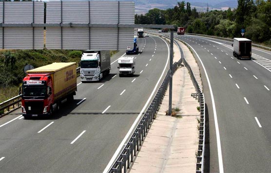 Guitrans defiende el carácter esencial del transporte de mercancías por carretera