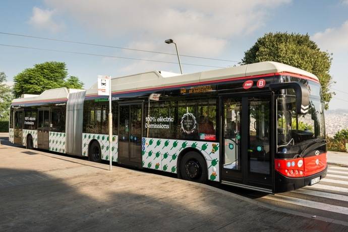 Un autobús eléctrico de la marca Irizar que ya recorre las calles de Barcelona.