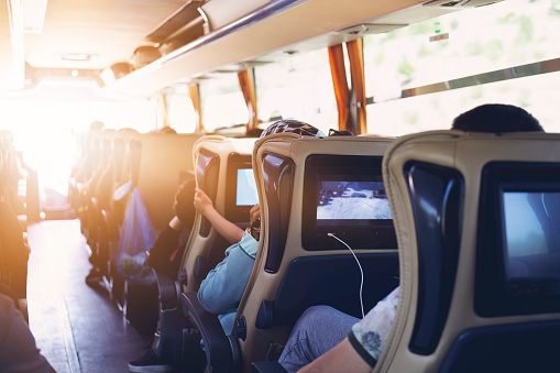 El autobús asume el reto de alcanzar la neutralidad climática en 2030