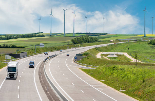 Transporte sostenible: optimización de rutas y vehículos eléctricos