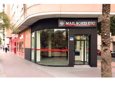 Mail Boxes Etc. incorpora una nueva tienda en la Islas Baleares