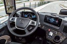 La nueva cabina multimedia de Mercedes-Benz Trucks.