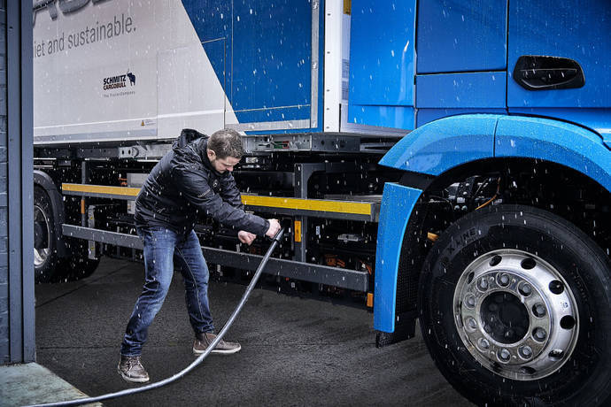 Mercedes Benz eActros electrifica con sus camiones Alemania, Bélgica y los Países Bajos