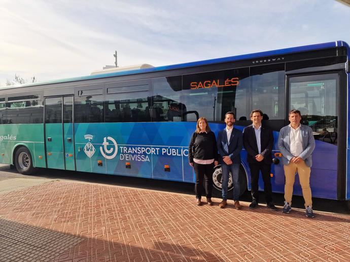 Sagalés incorpora cuatro nuevos autobuses a su flota de Ibiza