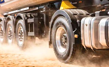 Desciende la importación de neumáticos asiáticos para camión