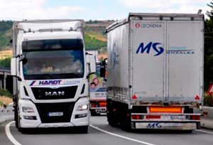 Asociaciones confían en que el Gobierno no apruebe hoy el aumento de los camiones a 44 toneladas