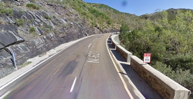 Carretera de la montaña leonesa. La provincia norteña tiene un 32% de tramos de riesgo ‘elevado’ o ‘muy elevado’ superior al doble de la media española (12%). 