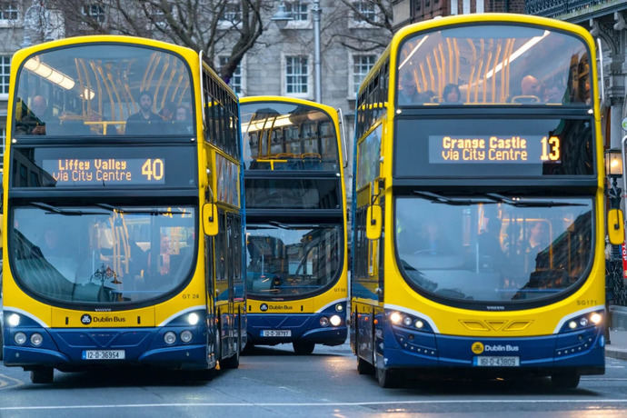 Dublín prueba buses propulsados ​​por hidrógeno