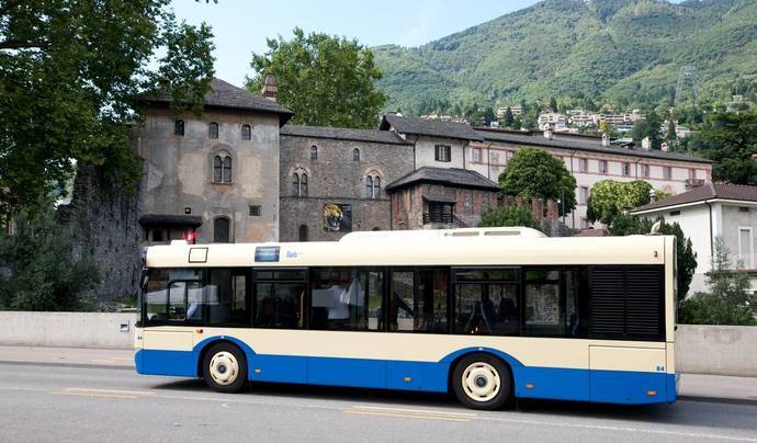 El Urbino 18 de Solaris.