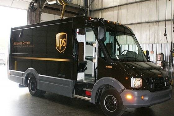 Un furgón de reparto de UPS.
