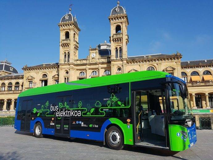 Acaban pruebas de Dbus del autobús híbrido-eléctrico de la marca Vectia