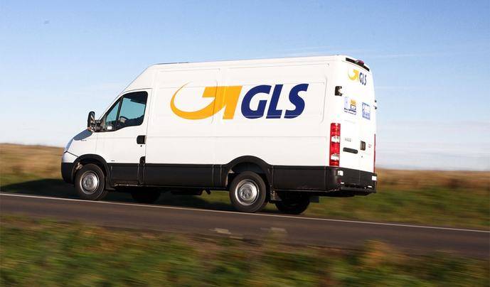 Una furgoneta de GLS.